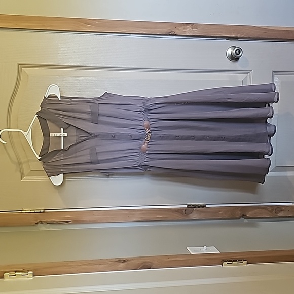 RNB Dresses & Skirts - R N B XL purplish gray sleeveless button up dress